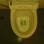 トイレが詰まっている