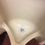 小便器のつまりが直ったところ