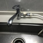 古いキッチン蛇口