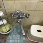 古い浴室蛇口