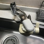 古いキッチン蛇口